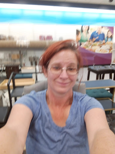 Discount Store «Bargain Hunt», reviews and photos, 821 S James Campbell Blvd, Columbia, TN 38401, USA