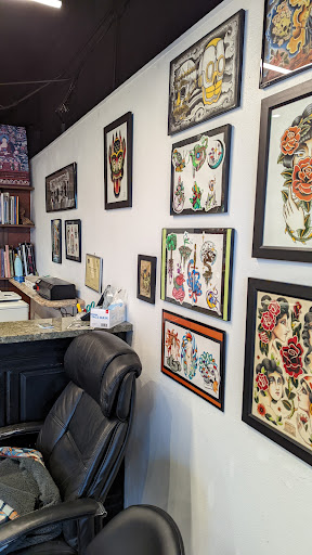 Tattoo Shop «Claw and Talon Tattoo», reviews and photos, 1695 Folsom St, Boulder, CO 80302, USA