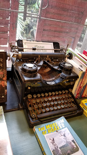 Book Store «The Book Lady Bookstore», reviews and photos, 6 E Liberty, Savannah, GA 31401, USA