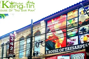 Keng-tin. House of "Tau dar piah" image