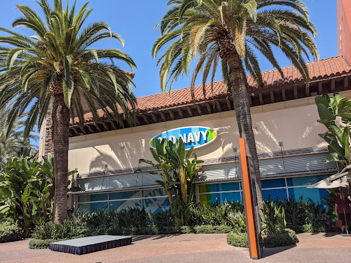 Clothing Store «Old Navy», reviews and photos, 634 Spectrum Center Dr, Irvine, CA 92618, USA