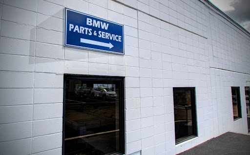 BMW Dealer «BMW of Newport a Grieco Family Company», reviews and photos, 1215 W Main Rd, Middletown, RI 02842, USA