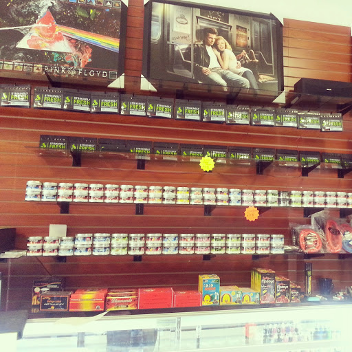 Tobacco Shop «Sutter Street Cigars», reviews and photos, 707 Sutter St, Folsom, CA 95630, USA