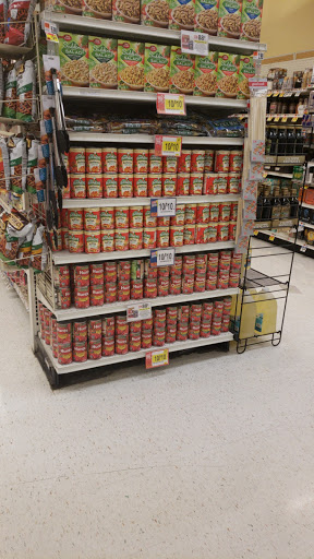 Grocery Store «Super Stop & Shop», reviews and photos, 20 Washington Ave, Dumont, NJ 07628, USA