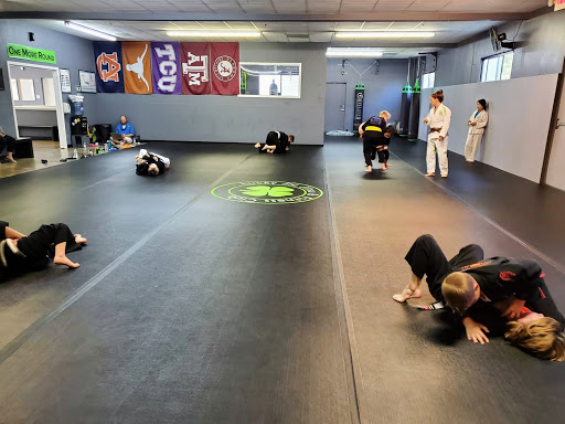 Lucky Jiu Jitsu & Fitness Club - Brazilian Jiu Jitsu and Kickboxing Grapevine/Southlake/Colleyville