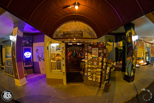 Live Music Venue «The Charleston Pour House», reviews and photos, 1977 Maybank Hwy, Charleston, SC 29412, USA