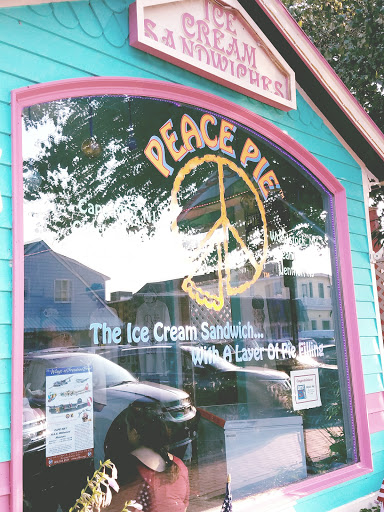 Shopping Mall «Washington Street Mall», reviews and photos, 401 Washington St, Cape May, NJ 08204, USA