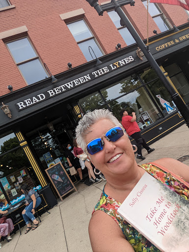 Book Store «Read Between the Lynes», reviews and photos, 111 E Van Buren St, Woodstock, IL 60098, USA