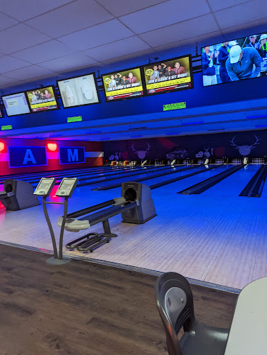 Bowling Alley «Brunswick Zone Glendale Heights», reviews and photos, 558 North Ave, Glendale Heights, IL 60139, USA