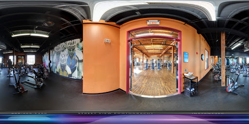 Health Club «Onelife Fitness - Norfolk Gym», reviews and photos, 1900 Monticello Ave, Norfolk, VA 23517, USA