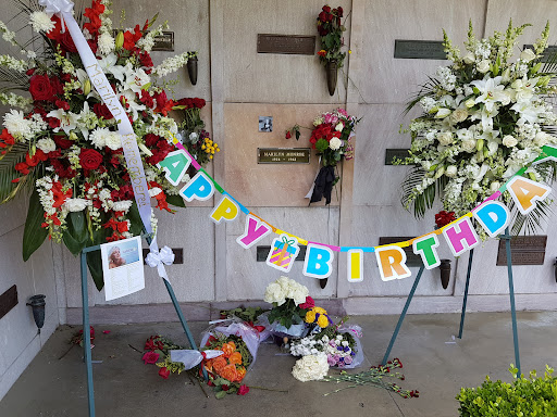 Funeral Home «Pierce Brothers Westwood Village Memorial Park and Mortuary», reviews and photos, 1218 Glendon Ave, Los Angeles, CA 90024, USA