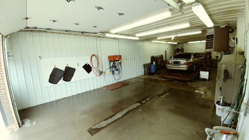 Auto Body Shop «Superior Auto Body Inc», reviews and photos, 301 N Farwell St, Eau Claire, WI 54703, USA