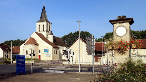 Église catholique Église Saint-Pierre-et-Saint-Paul d'Ingrandes-sur-Vienne Ingrandes