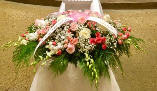 Florist «Bethel Park Flowers», reviews and photos, 100 Broughton Rd, Bethel Park, PA 15102, USA