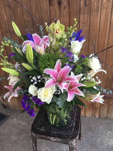 Florist «Cedar Hill Flowers & Gifts», reviews and photos, 3326 Main St, Birdsboro, PA 19508, USA