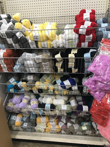 Dollar Store «Dollar Tree», reviews and photos, 4350 Central Ave NE, Columbia Heights, MN 55421, USA