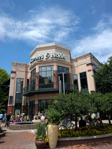 Book Store «Barnes & Noble», reviews and photos, 4801 Bethesda Ave, Bethesda, MD 20814, USA