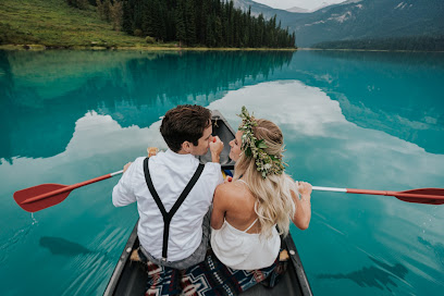 Glimpse of Adventure - Banff Elopement Wedding Photographer
