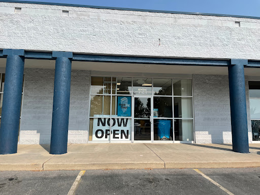 Shipping and Mailing Service «The UPS Store», reviews and photos, 733 N King S #400, Layton, UT 84041, USA