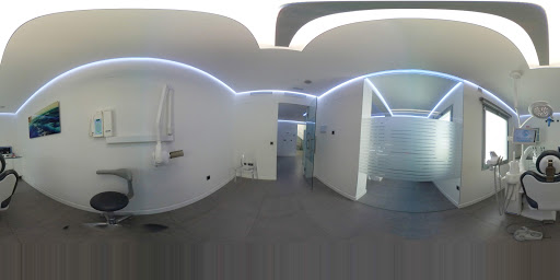 Dental Clinic Aníbal González E Hijos en Mairena del Aljarafe, Sevilla