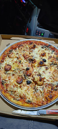 Plats et boissons du Pizzas à emporter Mondial Pizza à Gerzat - n°2