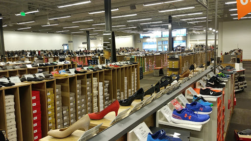 Shoe Store «DSW Designer Shoe Warehouse», reviews and photos, 8055 W Bowles Ave, Littleton, CO 80123, USA
