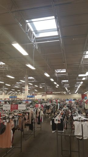 Clothing Store «Burlington Coat Factory», reviews and photos, 955 W Brandon Blvd, Brandon, FL 33511, USA