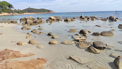 Photo de Capu Di Fora Beach avec un rivage droit