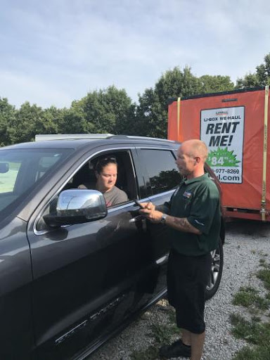 Truck Rental Agency «U-Haul Moving & Storage at University Ave», reviews and photos, 306 E University Ave, Champaign, IL 61820, USA