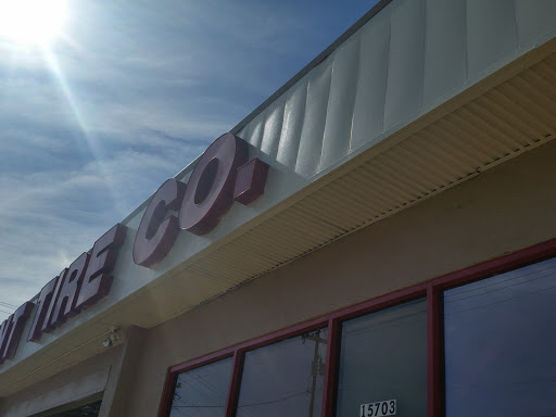 Tire Shop «Discount Tire Store - Hill Country Village, TX», reviews and photos, 15703 San Pedro Ave, Hill Country Village, TX 78232, USA