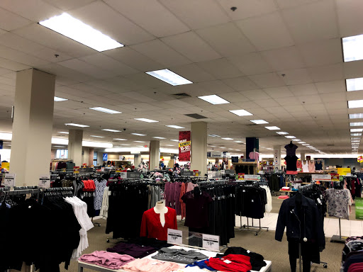 Department Store «Sears», reviews and photos, 2727 Fairfield Commons Blvd, Beavercreek, OH 45431, USA