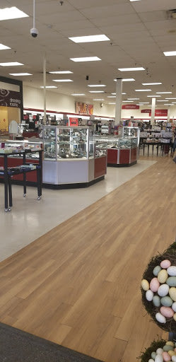 Department Store «T.J. Maxx», reviews and photos, 154 Rt. 9 - Rd 3, Englishtown, NJ 07726, USA