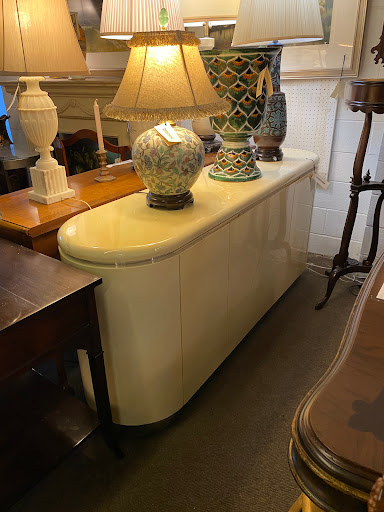 Furniture Store «Designers Furniture Exchange», reviews and photos, 5701 Richmond Ave, Houston, TX 77057, USA