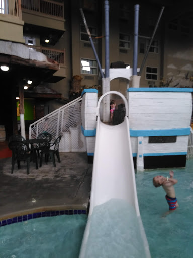 Water Park «Crawdaddy Cove Indoor Water Park», reviews and photos, 1109 Fourier Dr, Madison, WI 53717, USA