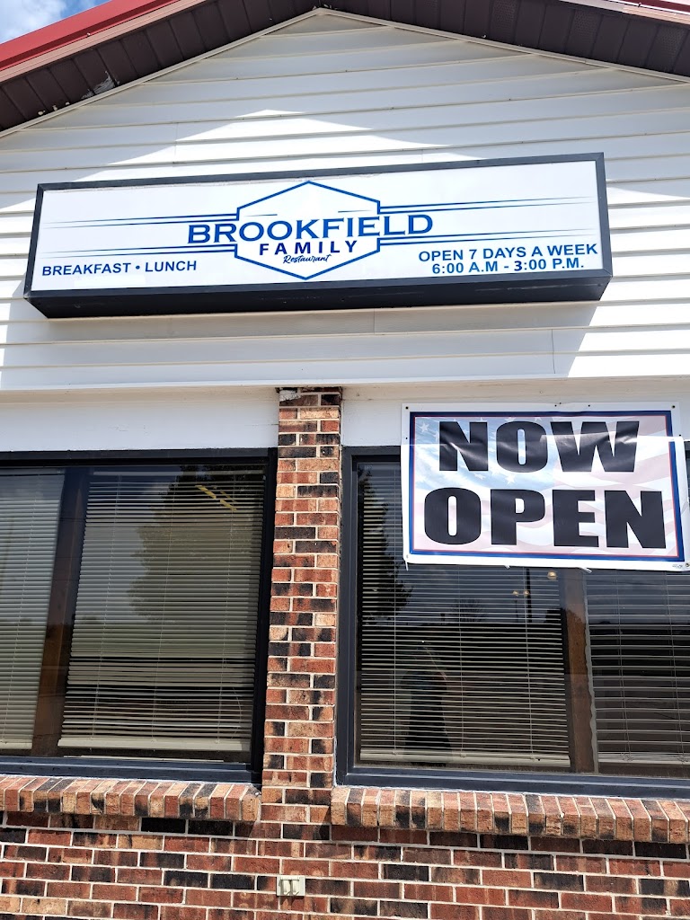 Brookfield family restaurant 64628