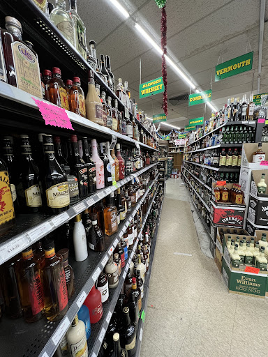 Liquor Store «Warren County Liquors LLC», reviews and photos, 260 W Washington Ave, Washington, NJ 07882, USA