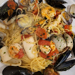 Photo n°1 de l'avis de Denis.a fait le 02/05/2024 à 20:20 sur le  L'alba della Luna à La Spezia