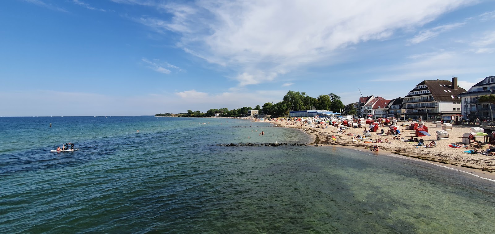 Φωτογραφία του Timmendorfer Strand με ευρύχωρη ακτή