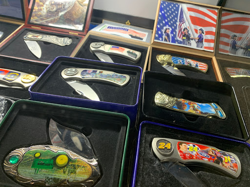 Pawn Shop «Pawn South Inc», reviews and photos, 215 E 2nd St, Lumberton, NC 28358, USA