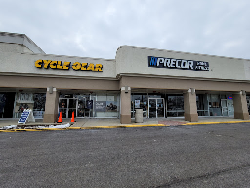 Motorcycle Parts Store «Cycle Gear», reviews and photos, 695 E Golf Rd, Schaumburg, IL 60173, USA