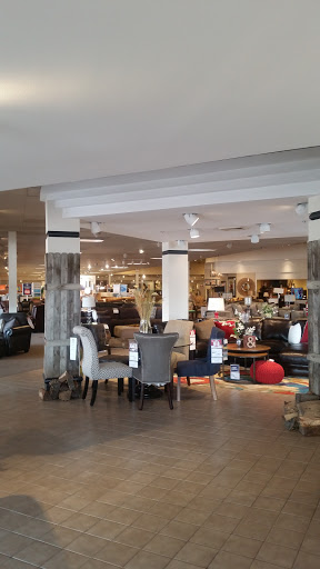 Furniture Store «Art Van Furniture - Warren - 8 Mile», reviews and photos, 13855 East 8 Mile Road, Warren, MI 48089, USA