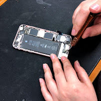 AYZ Cellphone Repair - Photo 9 - Car repair in Houston, TX, Pasadena