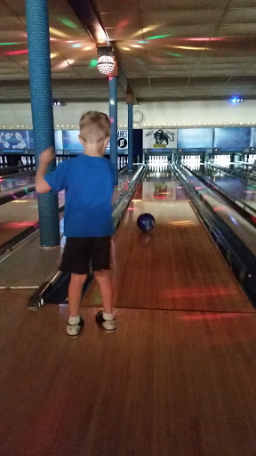 Bowling Alley «Manor Lanes II», reviews and photos, 170 Tonawanda Creek Rd, Amherst, NY 14228, USA