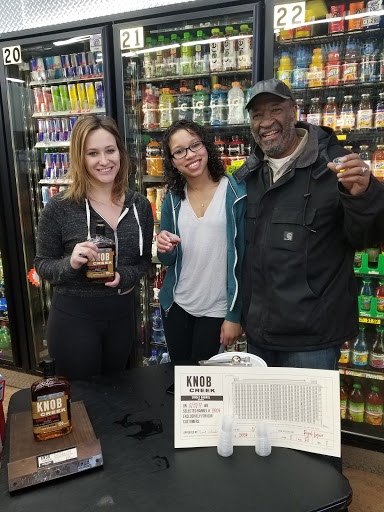 Liquor Store «Royal Liquor», reviews and photos, 808 Center Rd #3, Flint, MI 48506, USA