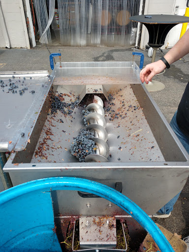 Winery «wineUdesign», reviews and photos, 156 Engineers Dr, Hicksville, NY 11801, USA