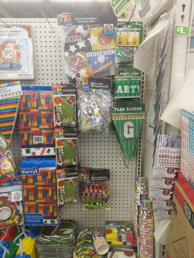 Dollar Store «Dollar Tree», reviews and photos, 25000 Blue Ravine Rd, Folsom, CA 95630, USA