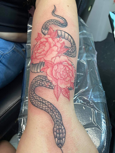 Find friend tattoo ideas for your next unique tattoo in Lakeland at 360 INKpressions