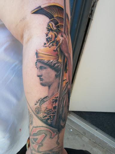 Tattoo Shop «Cali Soul Tattoo», reviews and photos, 4751 N Blackstone Ave, Fresno, CA 93726, USA