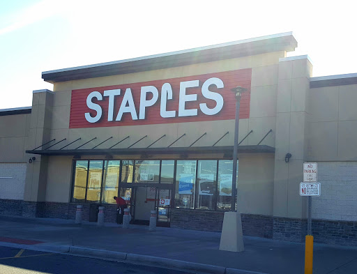 Office Supply Store «Staples», reviews and photos, 1915 E Victory Dr E, Savannah, GA 31404, USA