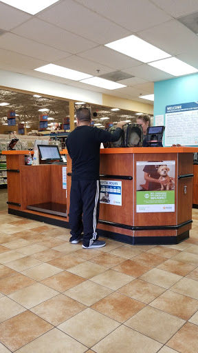 Pet Supply Store «PetSmart», reviews and photos, 4500 Mitchellville Rd, Bowie, MD 20716, USA